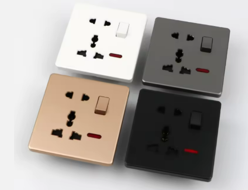 Modern Style Switched 5Pin Outlet Universal Socket