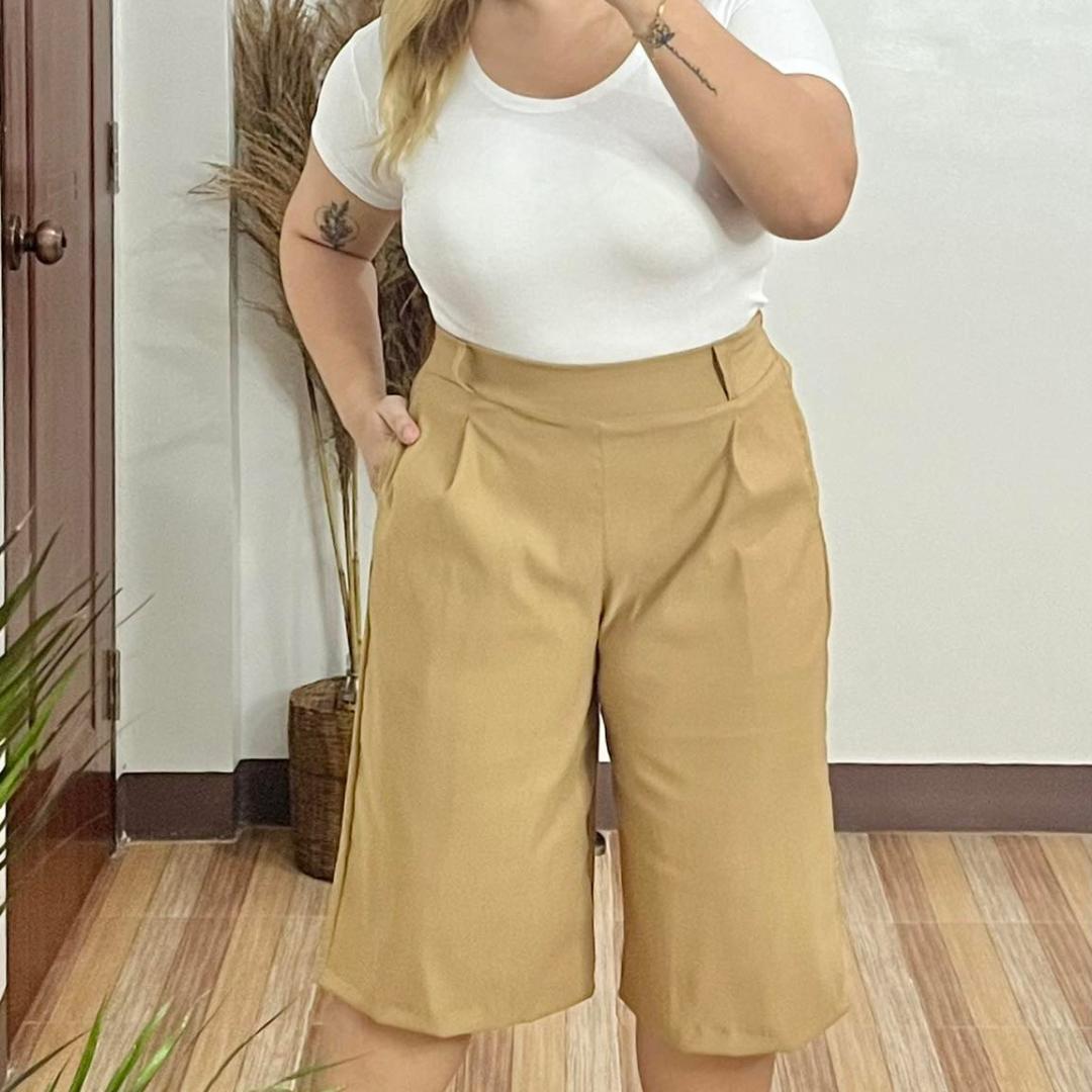 Casual Plus Size Wide Leg Capri Pants - Khaki
